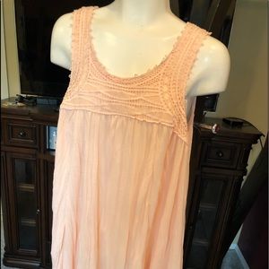 Peach tank